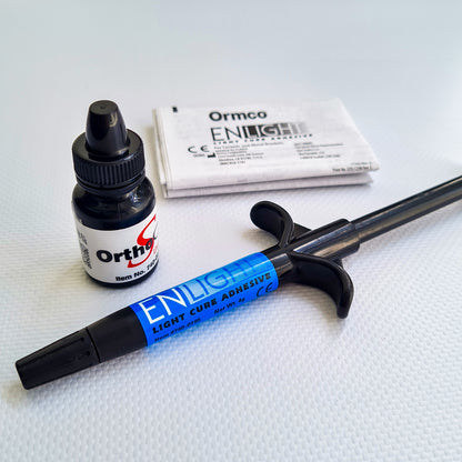 KIT completo de adhesivo Ormco Enlight (1 jeringa 4 gms + Bond 5 ml)